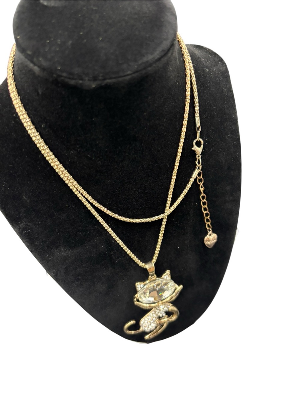 Betsey Johnson Jewelry Bundle – Crystal Cat Necklace + NWT Floral earrings - Picture 11 of 11